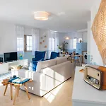 Apartment Donacamo Charming House