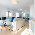 Apartment Donacamo Charming House